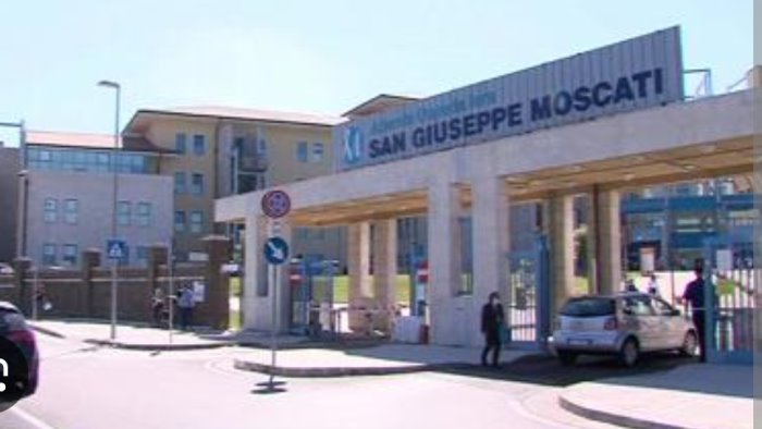 avellino gioia al moscati dopo 25 giorni emanuele lascia la rianimazione