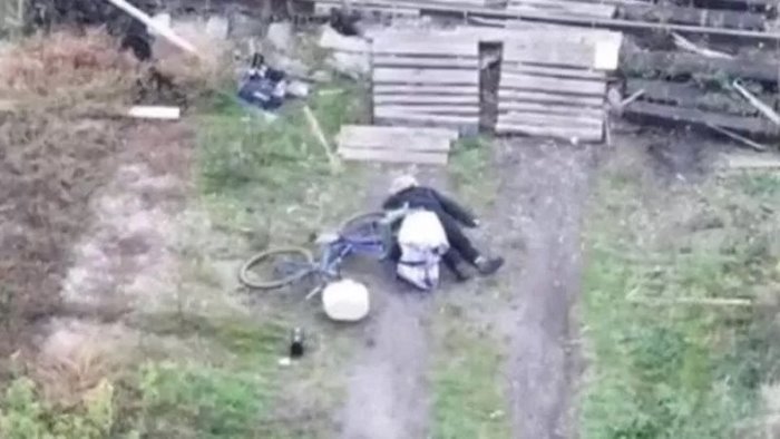 orrore a pokrovsk l ombra della strage di bucha ritorna nella citta dell est