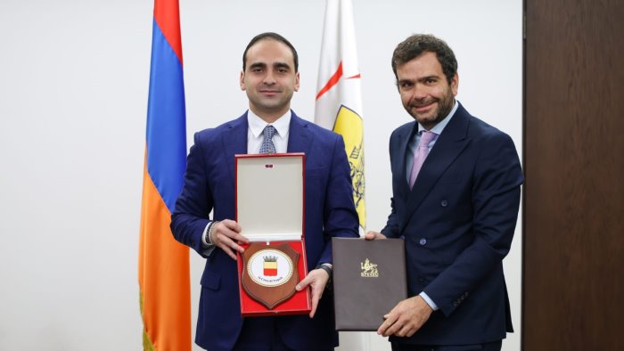 napoli rafforza il legale di amicizia con l armenia nel segno di san gregorio