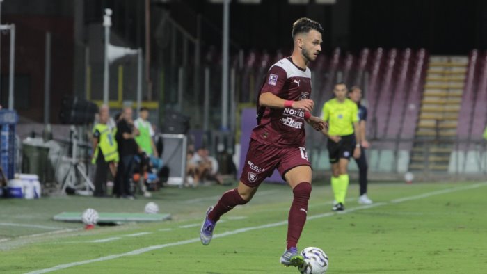 salernitana le possibili scelte per la casertana il club chiama i tifosi