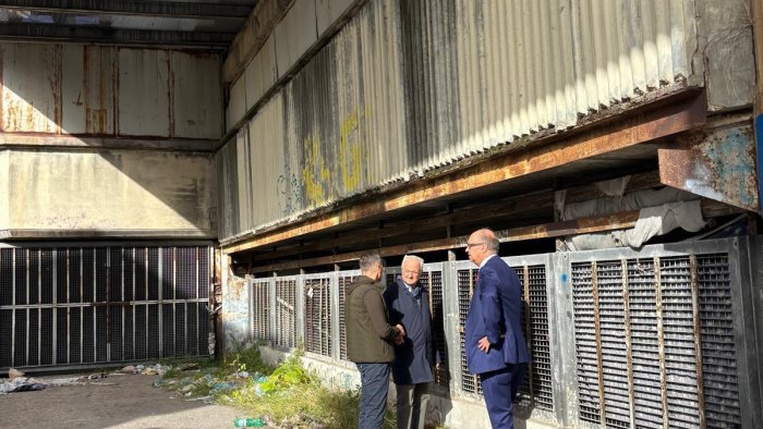 sopralluogo nei parcheggi sotterranei del maradona si punta ad euro 2032