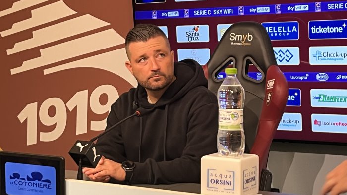 salernitana casertana 2 1 coppitelli prova di carattere puniti da ingenuita