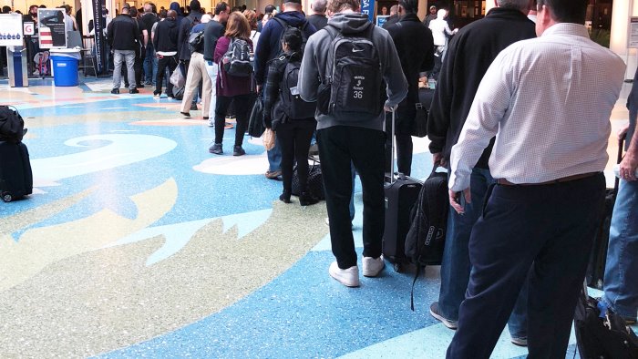 muscara cinquantamila in fila per un controllo non un successo ma fallimento