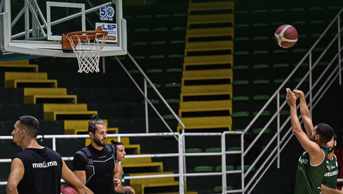 e la vigilia di avellino basket blu basket bergamo le ultime