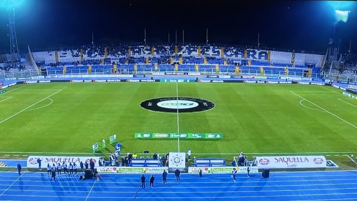 serie b pescara avellino 1 1 simic risponde a capellini rivivi la diretta