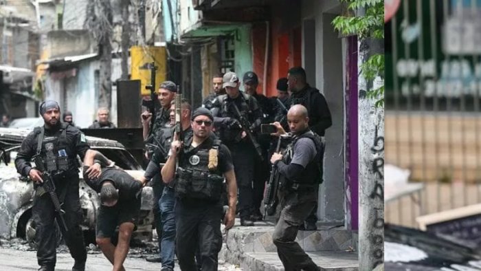 maxi operazione anti narcos a rio de janeiro 132 morti scuole chiuse aerei ko