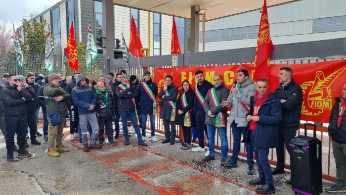 le fonderie pisano di salerno pronte ad acquisire l ex arcelor mittal in irpinia