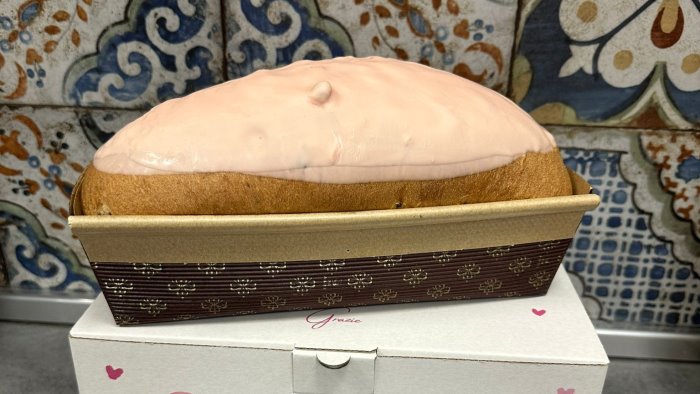 a tramonti nasce il dolce a sostegno della ricerca contro il tumore al seno