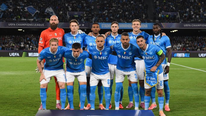 la vetta si affolla c e anche l inter ma il napoli puo scappare