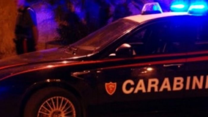 fa incidente stradale e poi gli sparano indagini a napoli