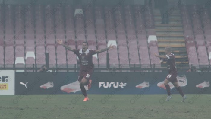 salernitana cavese 3 2 ferrari primato giusto che meraviglia questo arechi