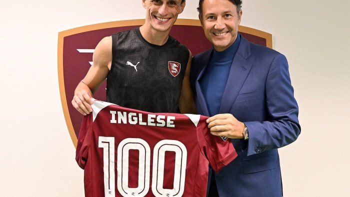 salernitana inglese lession number 100 il bomber festeggiato da iervolino