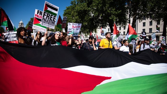 napoli occupato il liceo classico genovesi studenti in autogestione per gaza