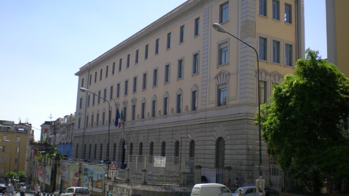 gaza a napoli occupato liceo vico non saremo spettatori crimini