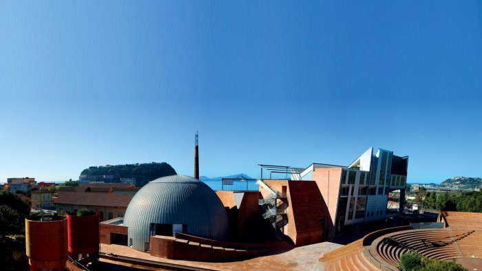 napoli a citta della scienza al via la tre giorni dedicata alla scuola