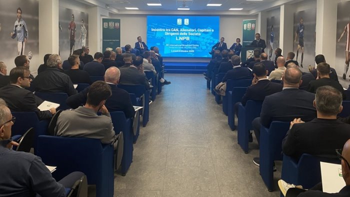 serie b incontro club arbitri a lissone illustrato l utilizzo del var