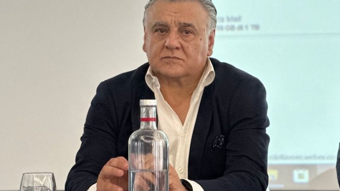 autista salernitano accusato ingiustamente dall azienda il tribunale lo assolve