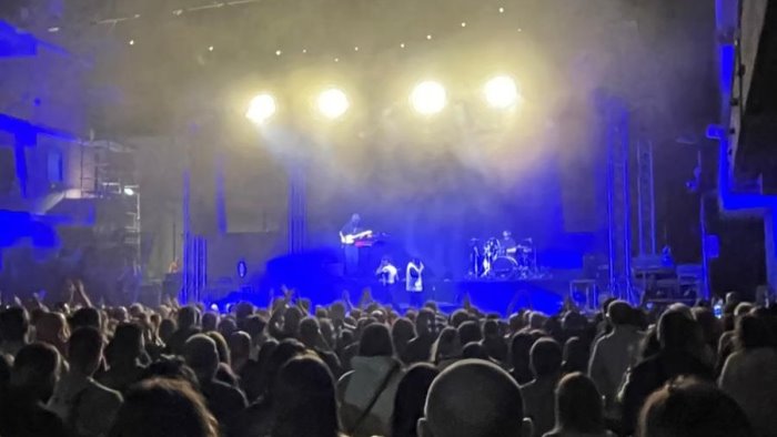 coma cose l ultima volta insieme sul palco di chiusano san domenico