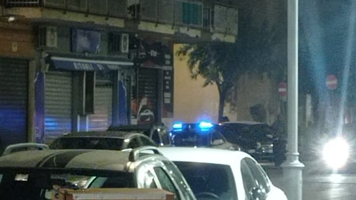 salerno torna la tensione esplosi colpi di pistola ad altezza d uomo