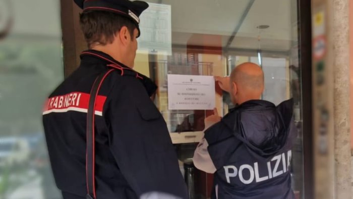 rissa in un bar di montoro il questore chiude il locale