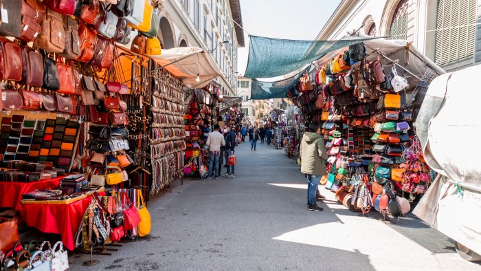 mercati pubblicati i bandi per l assegnazione posteggi