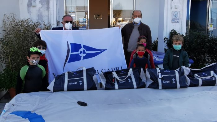 yacht club capri presentato il nuovo logo