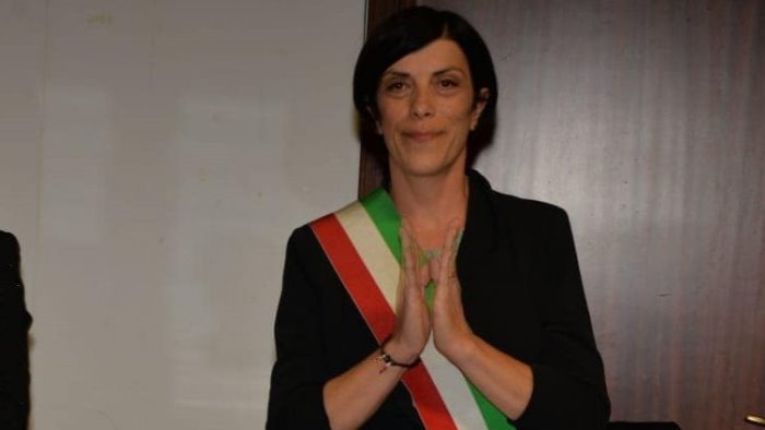 covid a volturara il sindaco gli anziani restino a casa