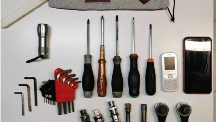 cava tenta di rubare un auto nella notte arrestato 35enne