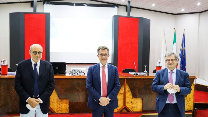 focus socio economico su battipaglia confronto tra esperti