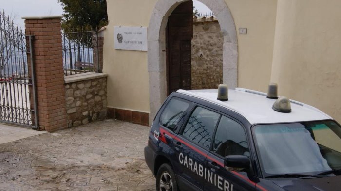 incendia sterpaglie nei terreni incolti a montefusco anziano finisce nei guai