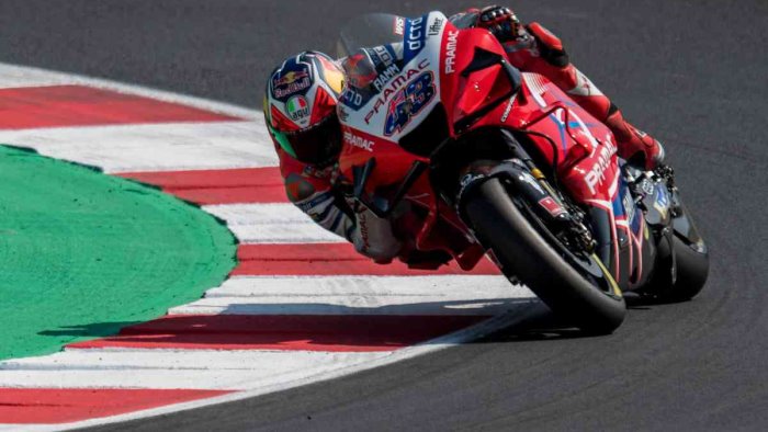 miller davanti a tutti nelle libere di valencia