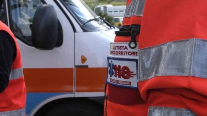incidente sul lavoro a bellizzi muore operaio 57enne di montecorvino rovella