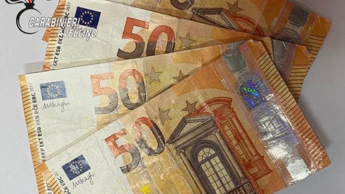 fermati dai carabinieri di avella con banconote false denunciati