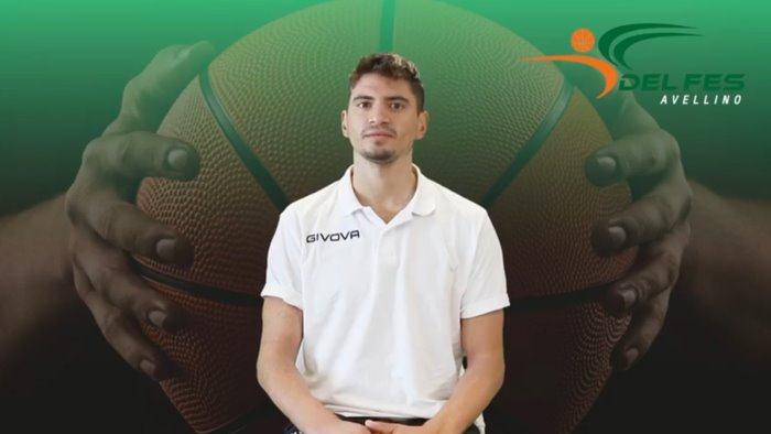 del fes basile lussazione alla mano destra