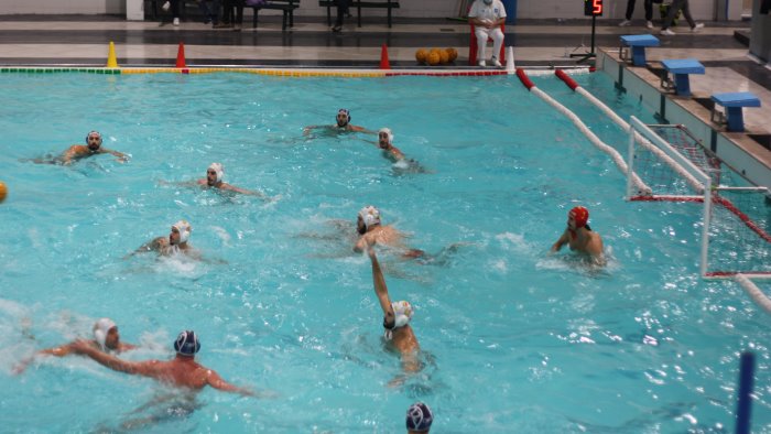 pallanuoto a1 la rari nantes salerno cede ai campioni d italia del brescia