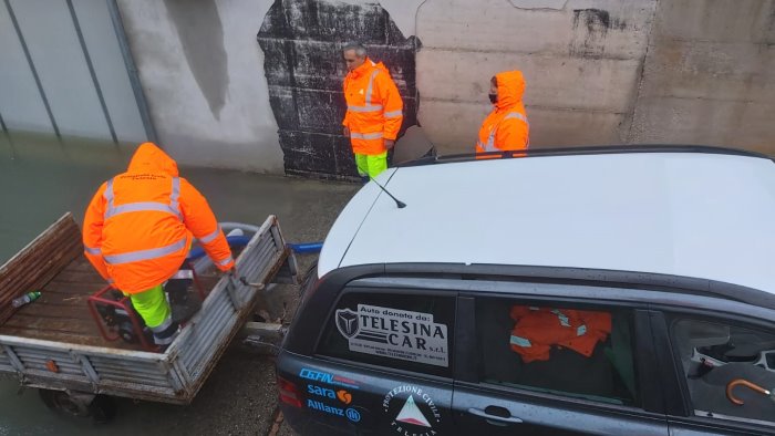 allerta meteo arancione a telese terme al lavoro il centro operativo comunale