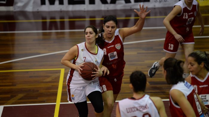 basket femminile salerno batte catanzaro 77 65