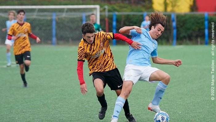 under 16 e 15 benevento e lazio si annullano all avellola foto