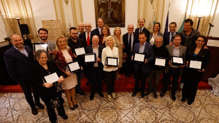 social e crisi della carta stampata il dibattito al premio landolfo