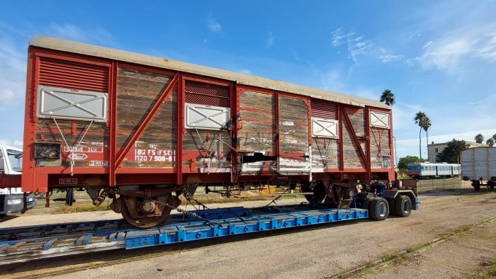 lioni accordo comune fondazione fs carri storici in stazione