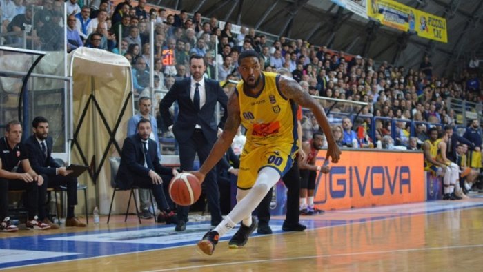 givova scafati basket unahotels reggio emilia stone occorre fisicita