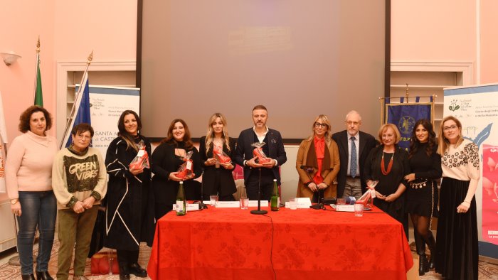 violenza contro le donne a castellabate manifestazione organizzata dalla fidapa