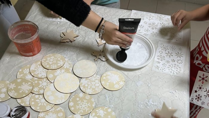 grottaminarda saranno i bambini a vestire gli alberi di natale in piazza