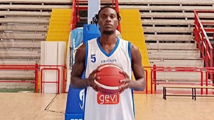 gevi napoli basket esordio per emmitt williams a venezia