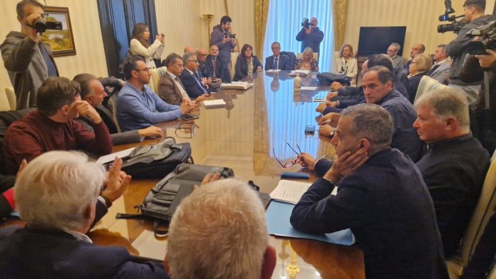 crisi asidep marchiello il bando sara ritirato servizio a irpiniambiente