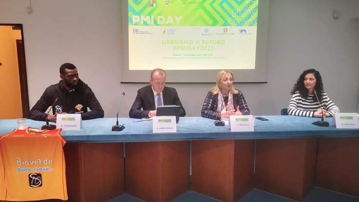 pmi day confindustria salerno coinvolge oltre 1200 studenti