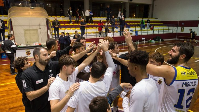 la power basket salerno pronta alla sfida di vertice con molfetta
