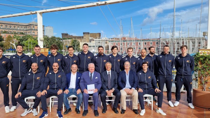 pallanuoto a2 il circolo canottieri napoli si presenta e sogna la promozione