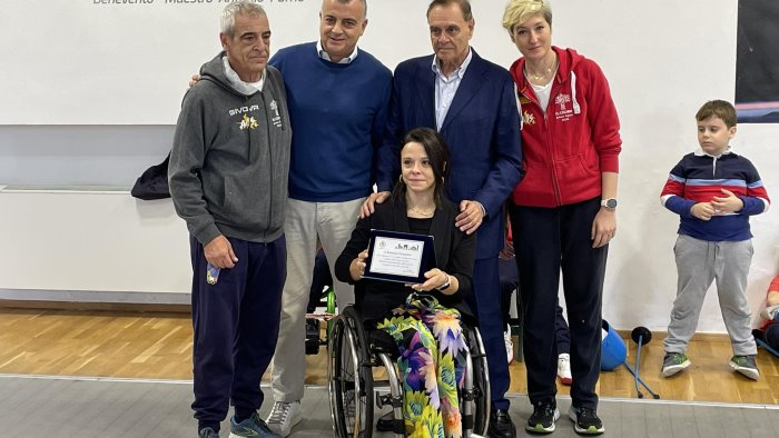 scherma accademia olimpica furno benevento abbraccia la pasquino