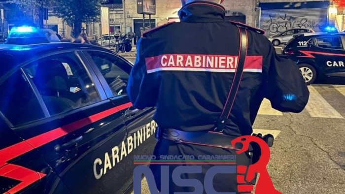 capaccio fermato dai carabinieri per furto reagisce e colpisce i militari